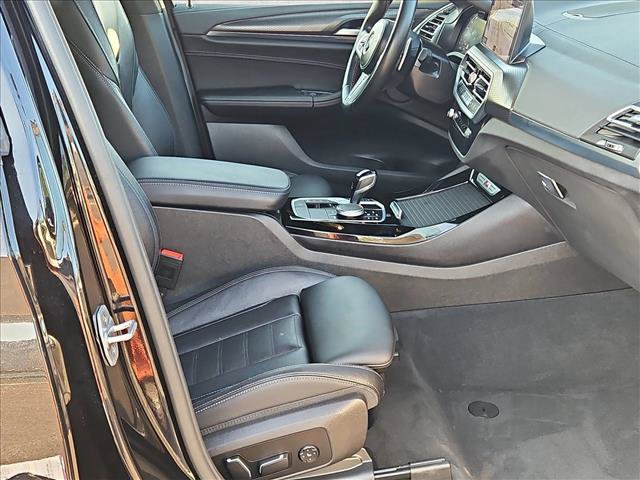 Used 2024 BMW X3 M40i AWD/4WD image 23