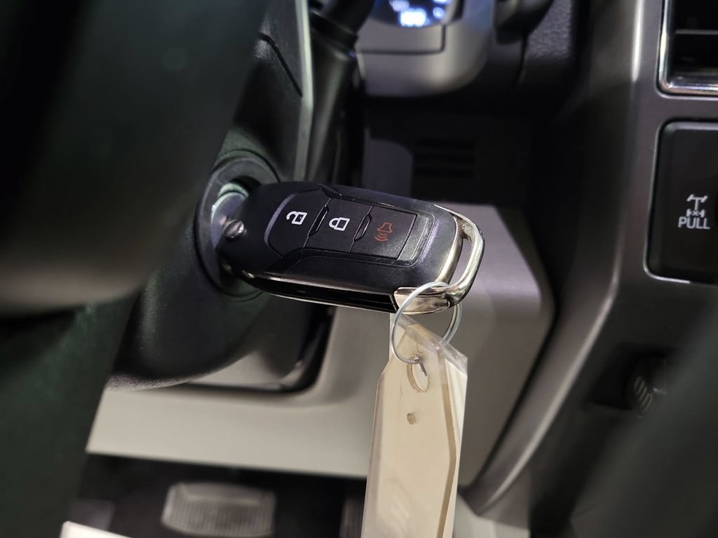 Used 2019 Ford F250 XLT w/ XLT Value Package AWD/4WD image 26