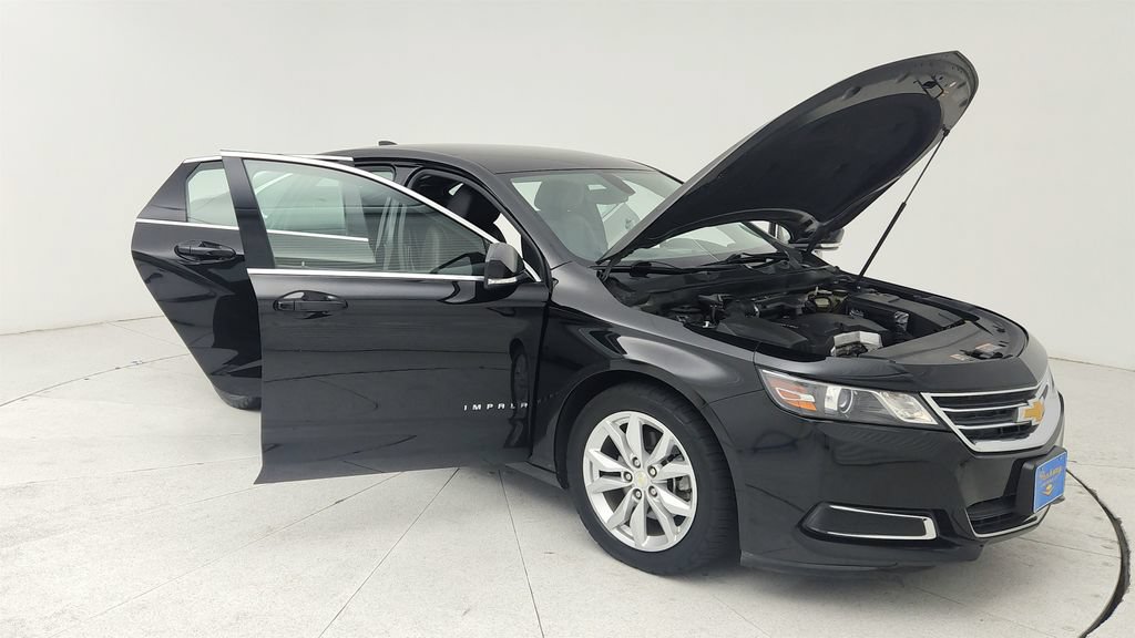 Used 2016 Chevrolet Impala LT w/ Convenience Package FWD image 9