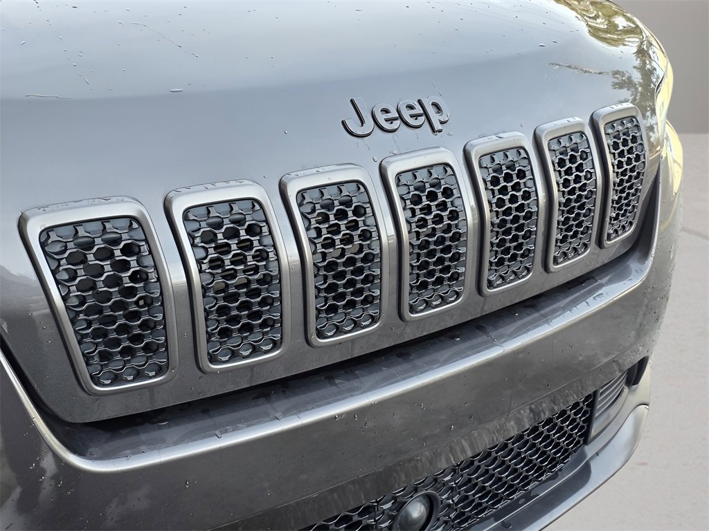 Used 2021 Jeep Cherokee Latitude Lux 80th Anniv w/ Quick Order Package 26U 80TH image 9