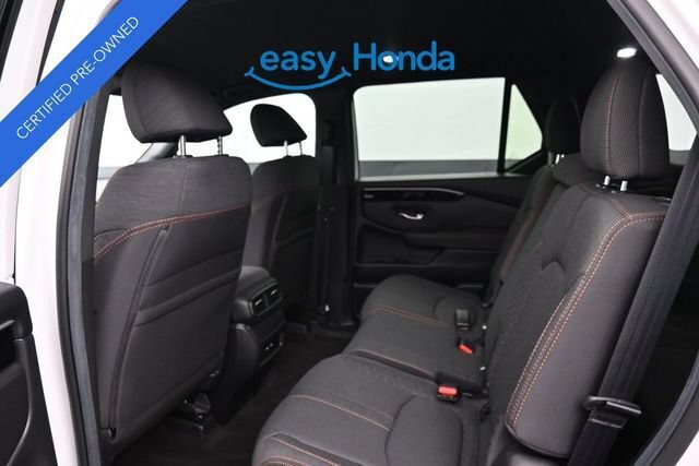 Certified 2025 Honda Pilot Sport image 16