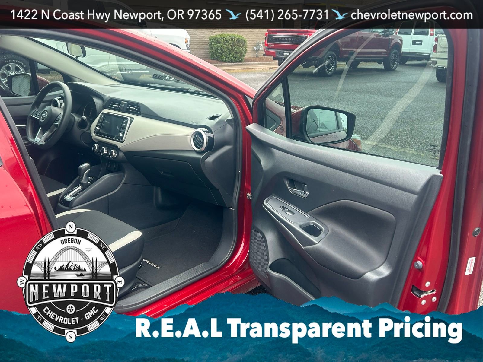 Used 2021 Nissan Versa SV FWD image 25