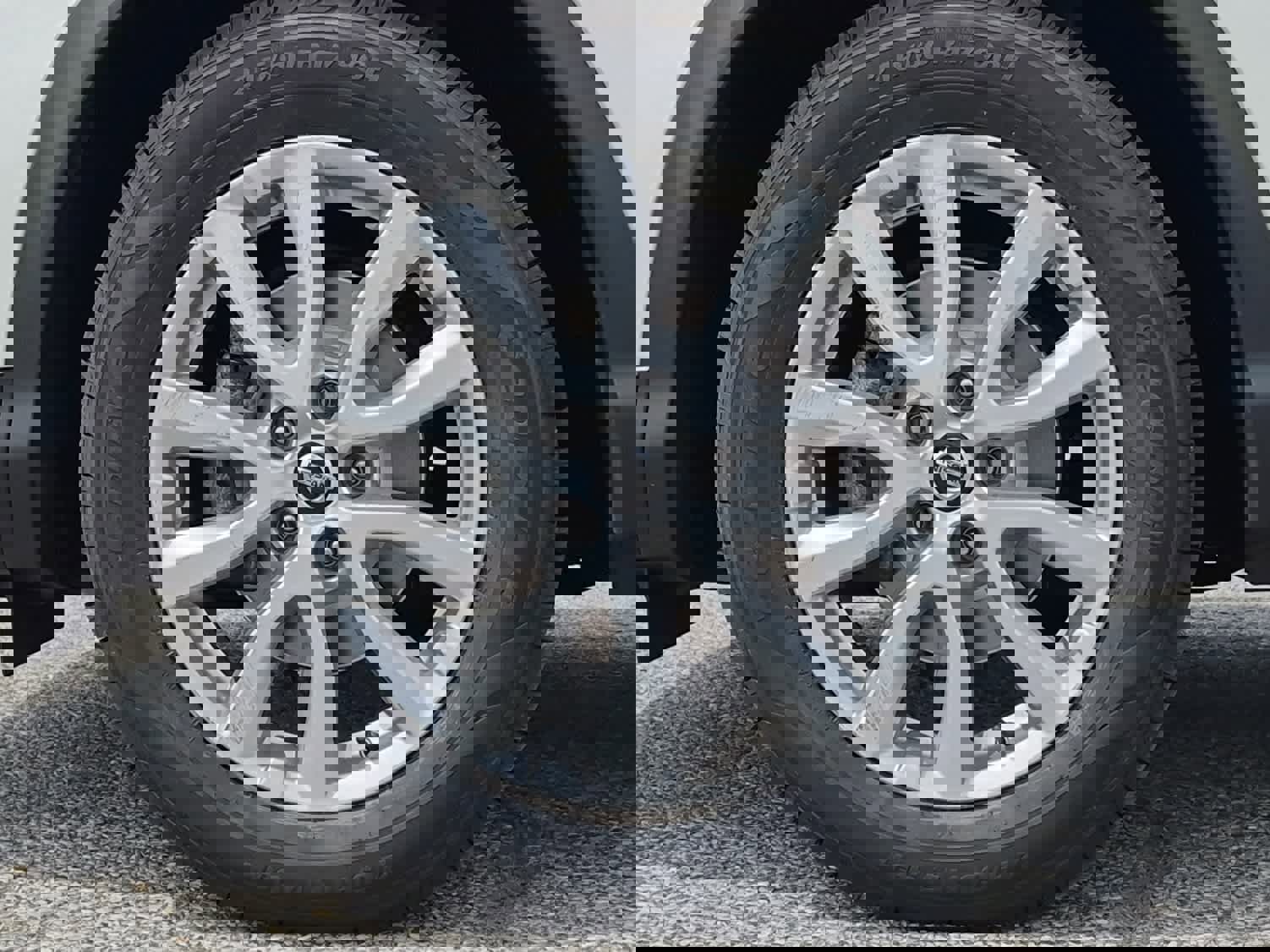 Used 2022 Nissan Rogue Sport SV image 6