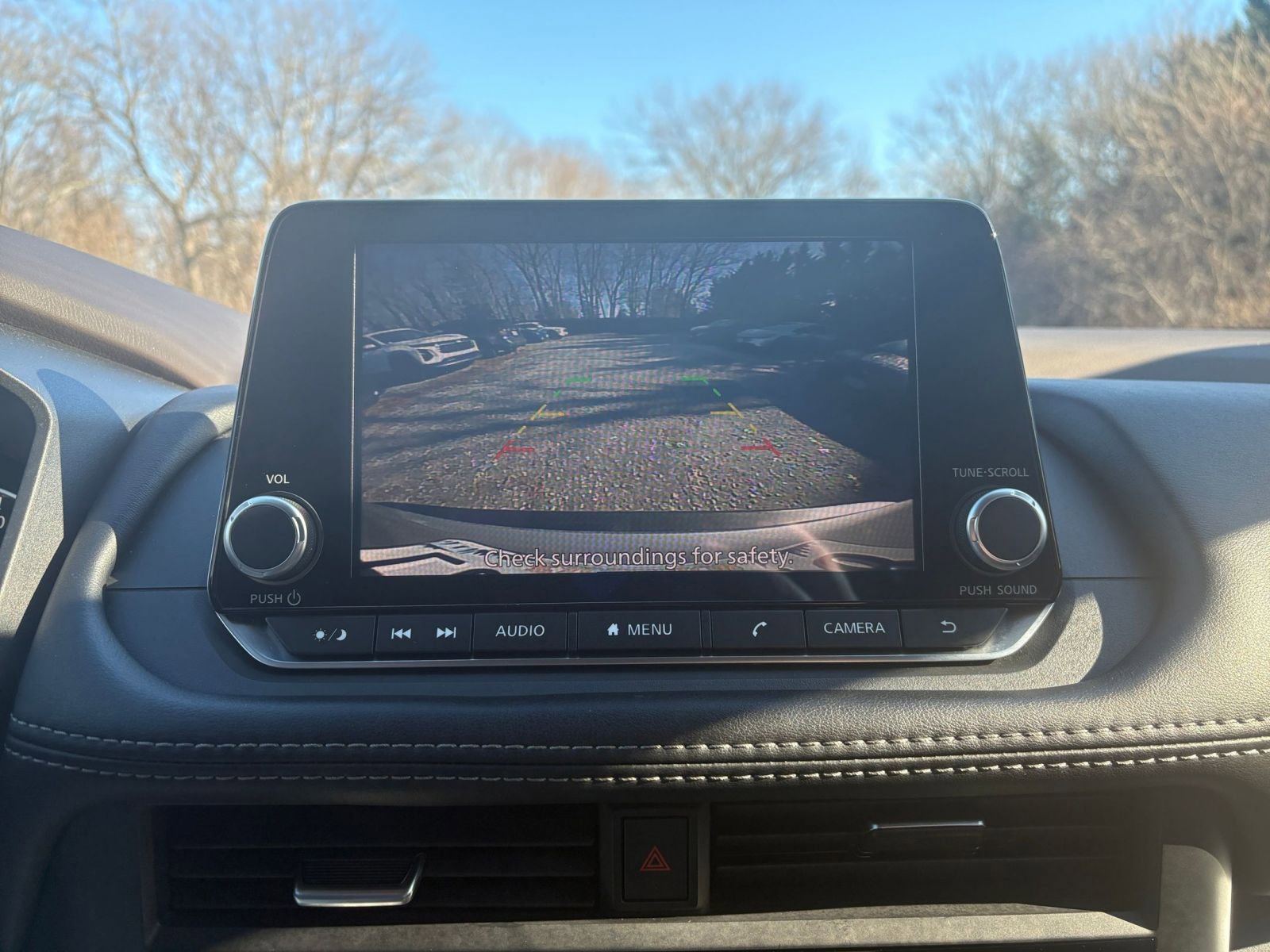 Used 2023 Nissan Rogue SV image 17