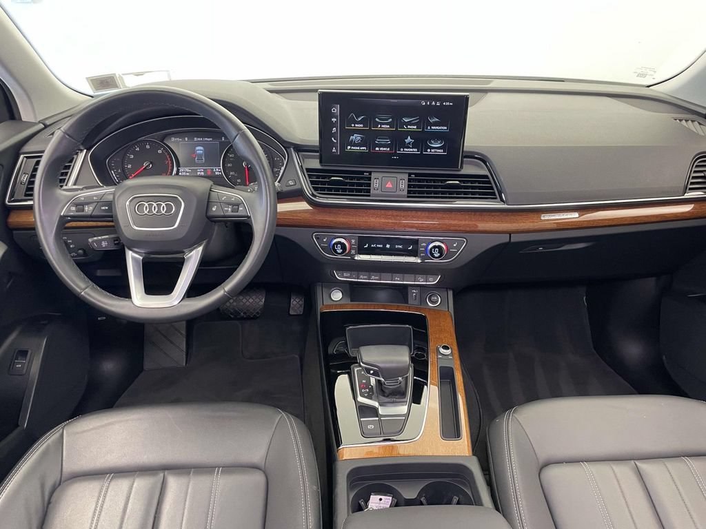 Used 2023 Audi Q5 2.0T Premium w/ Convenience Package AWD/4WD image 25