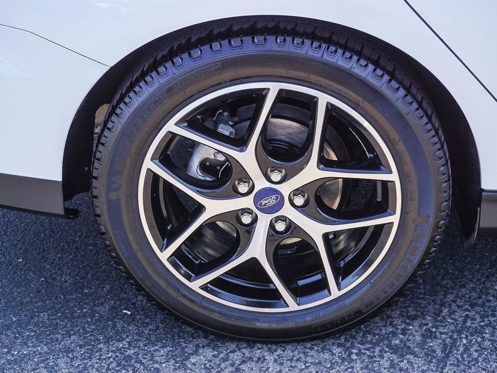 Used 2018 Ford Focus SEL FWD image 9