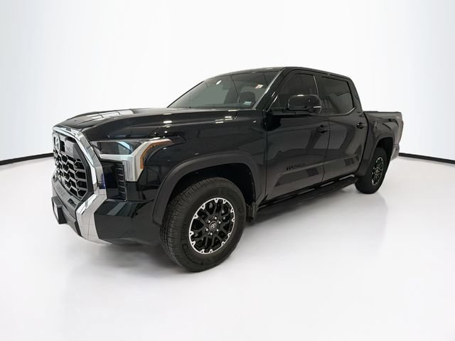 Used 2025 Toyota Tundra SR5 w/ TRD Off-Road Package AWD/4WD image 3