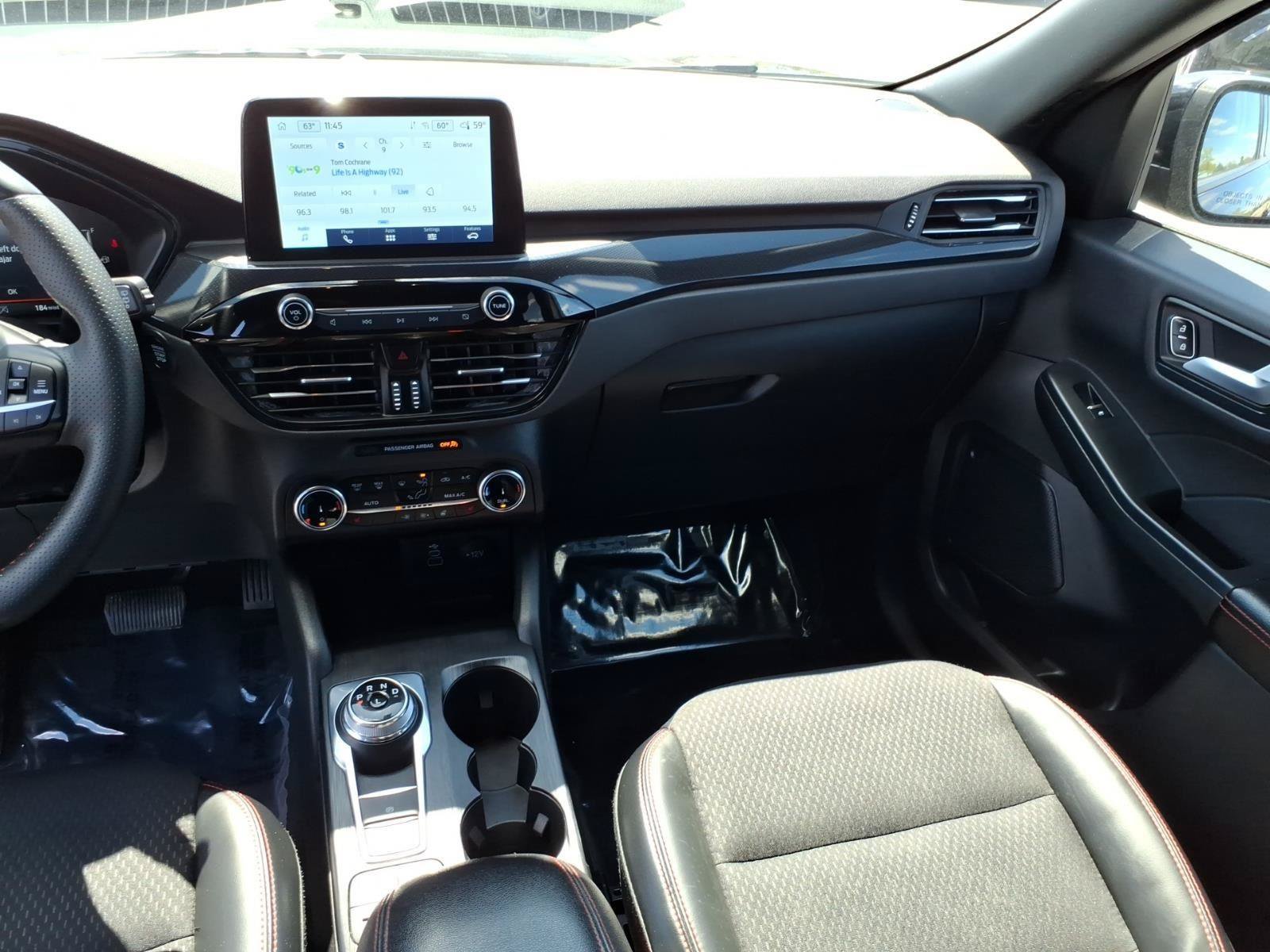 Used 2025 Ford Escape ST-Line Select AWD/4WD image 15