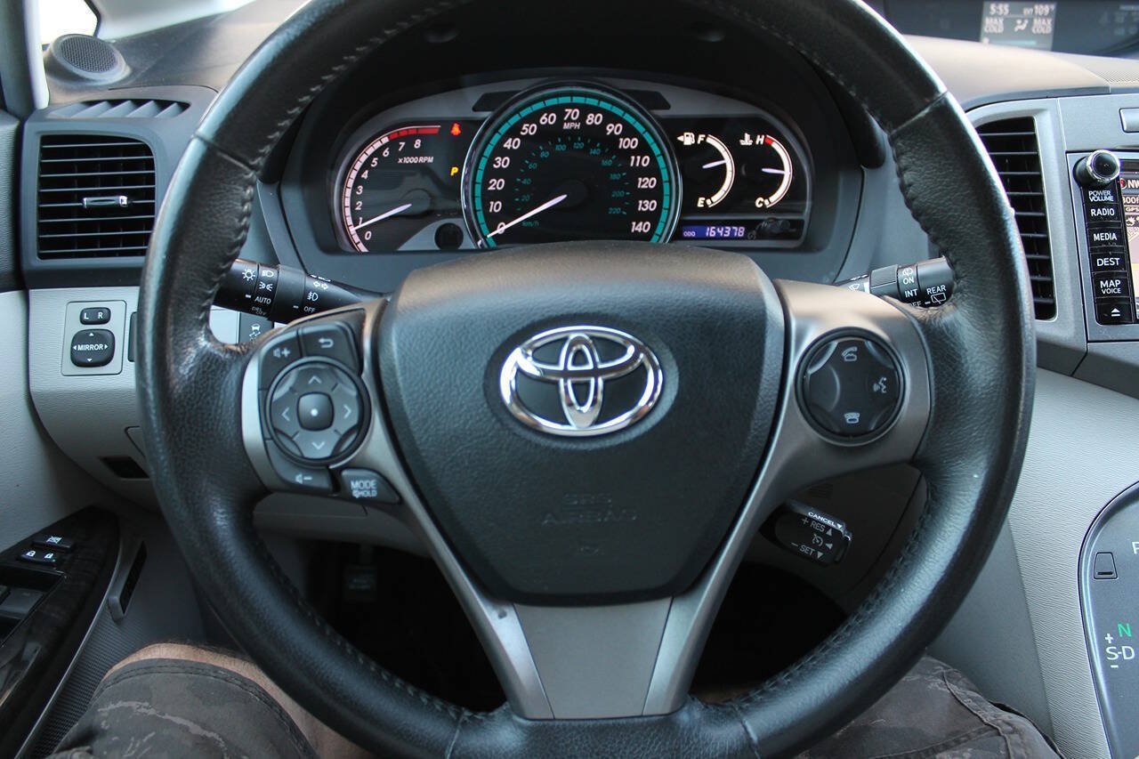 Used 2013 Toyota Venza Limited w/ Tow Prep Pkg AWD/4WD image 37
