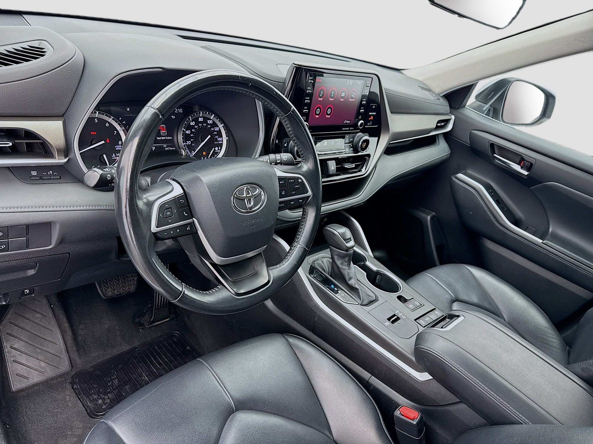 Used 2022 Toyota Highlander XLE FWD image 7