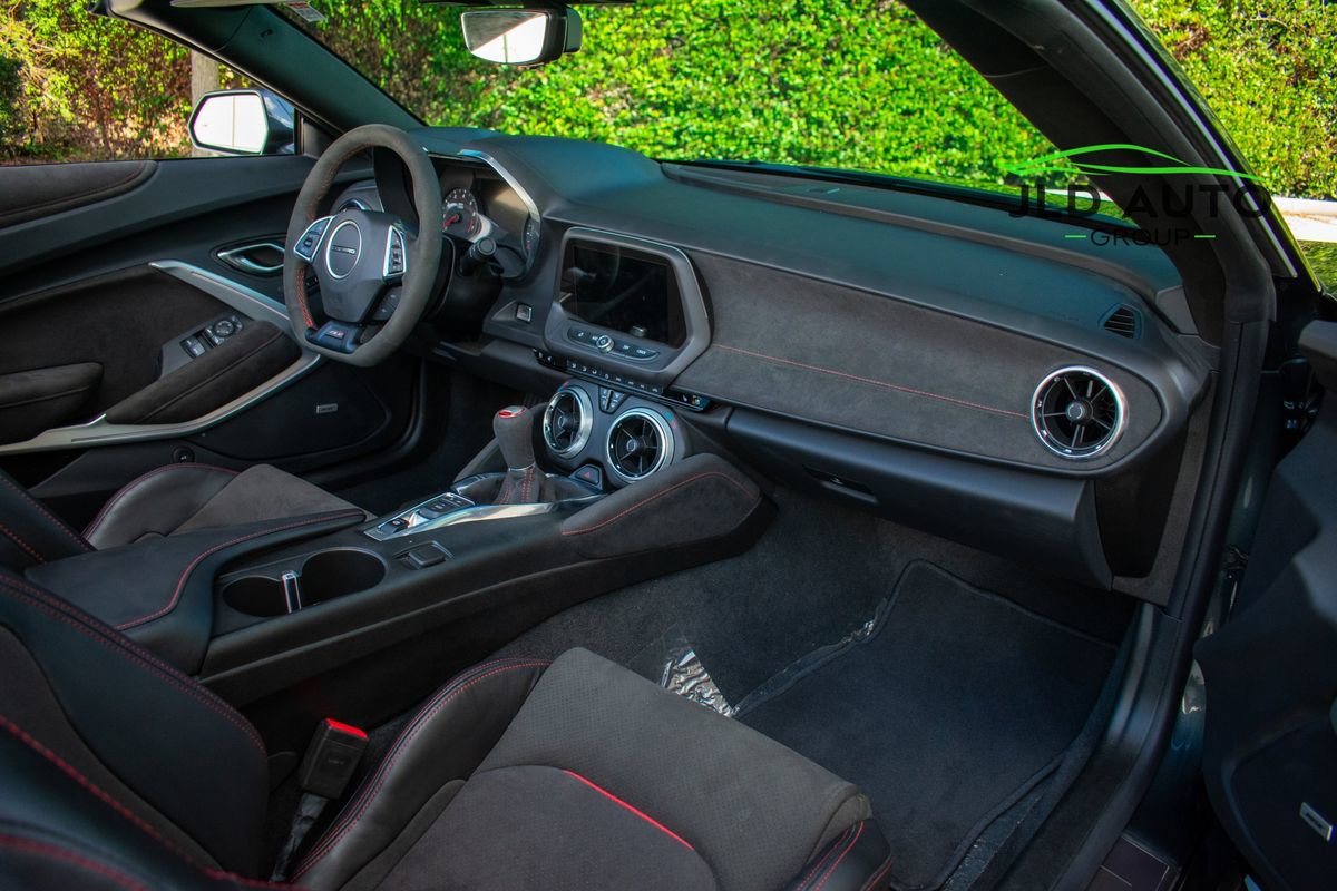 Used 2023 Chevrolet Camaro ZL1 RWD image 15