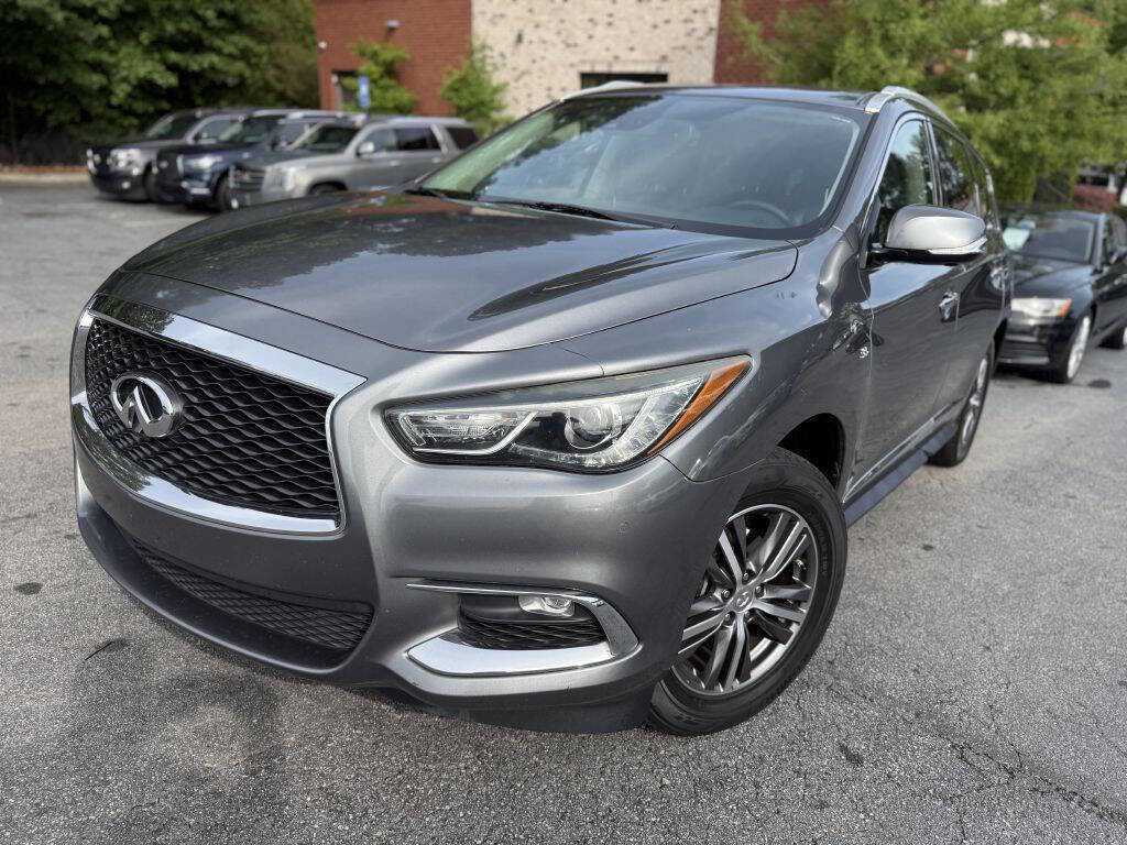Used 2019 INFINITI QX60 Luxe w/ Essential Package