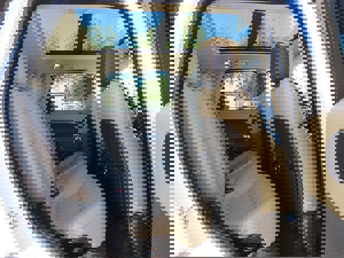 Used 2020 Land Rover Range Rover Sport HSE AWD/4WD image 18