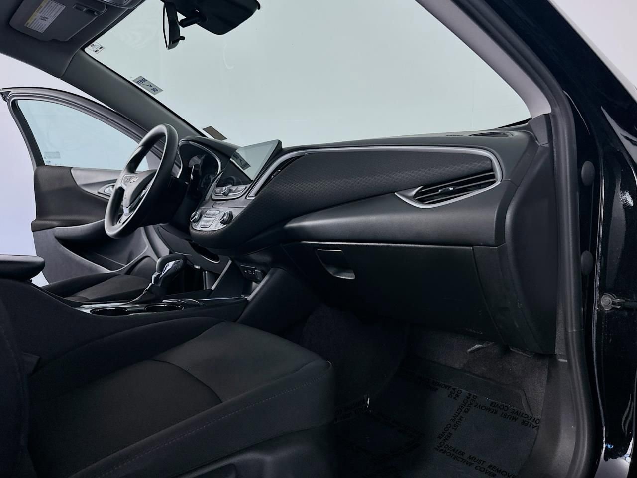 Used 2022 Chevrolet Malibu LT image 39