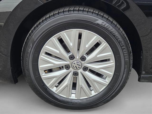 Used 2019 Volkswagen Jetta S image 22