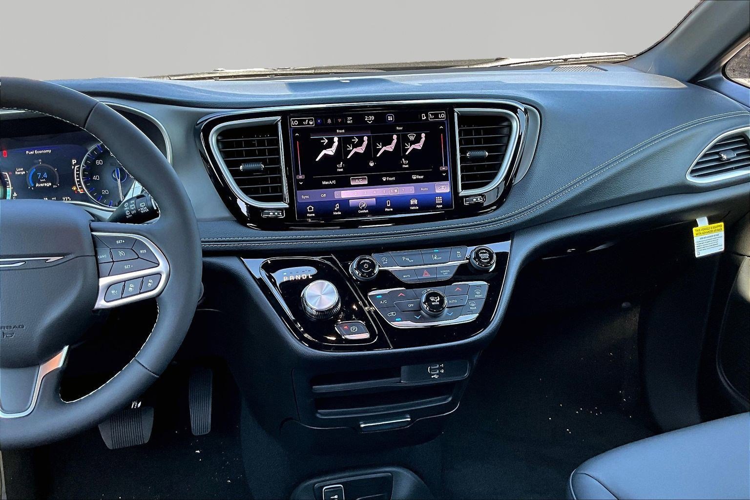 New 2027 Chrysler Pacifica Select AWD/4WD image 11
