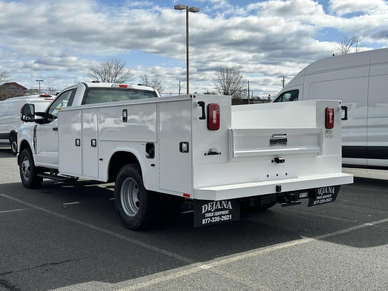 New 2024 Ford F350 XL w/ XL Chrome Package RWD image 4