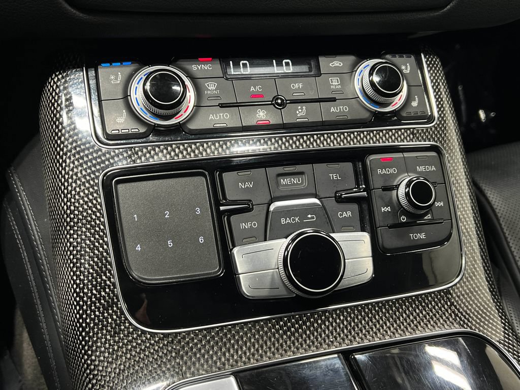Used 2015 Audi S8 AWD/4WD image 27
