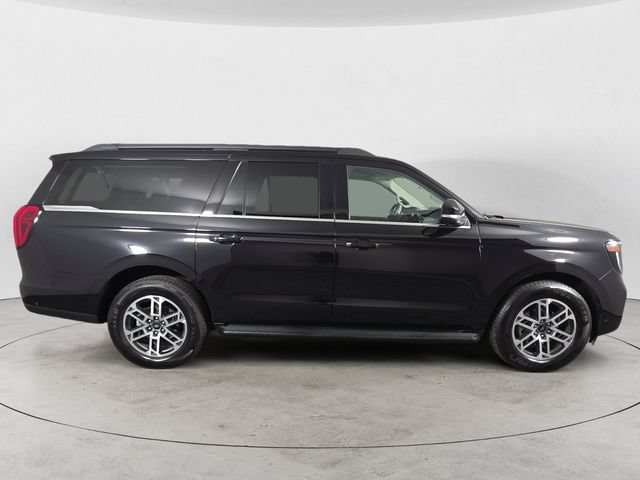 Certified 2025 Ford Expedition Max Active AWD/4WD image 4