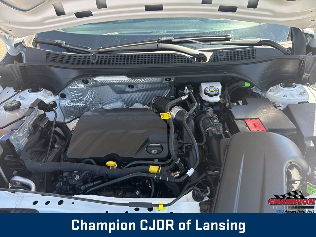 Used 2025 Chevrolet Trax LS w/ Driver Confidence Package image 13