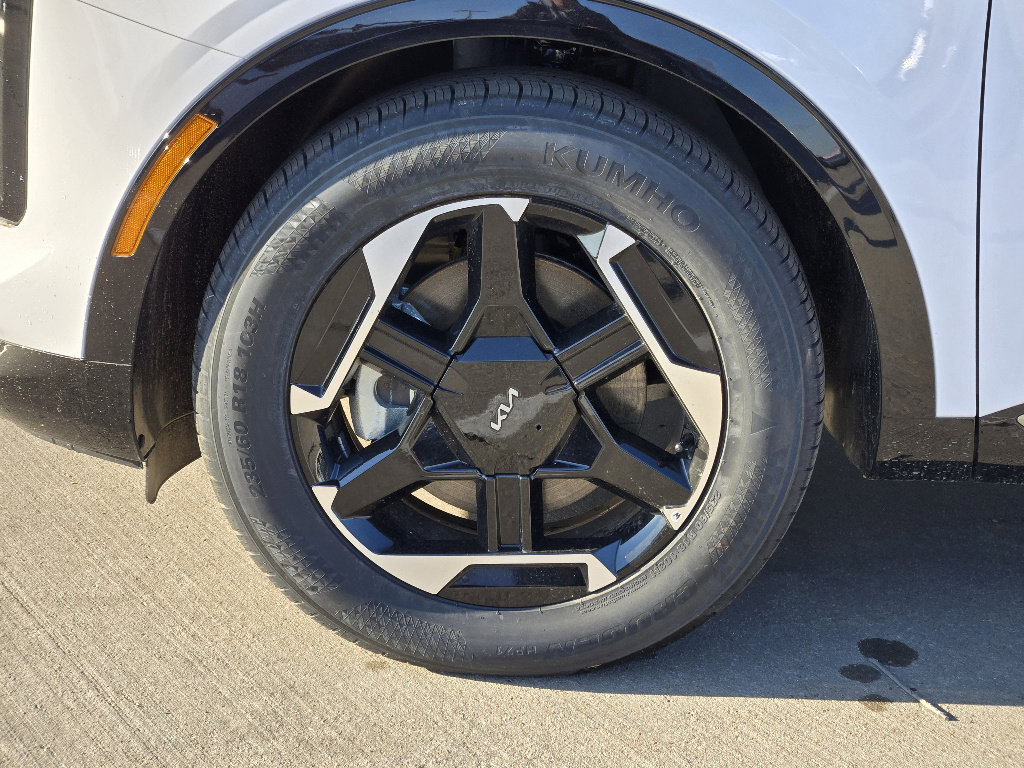 New 2026 Kia Sportage SX image 8