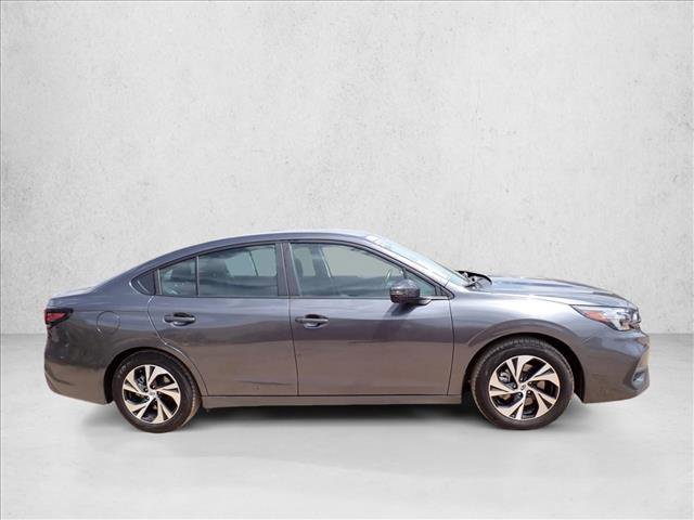 Used 2025 Subaru Legacy Premium AWD/4WD image 3