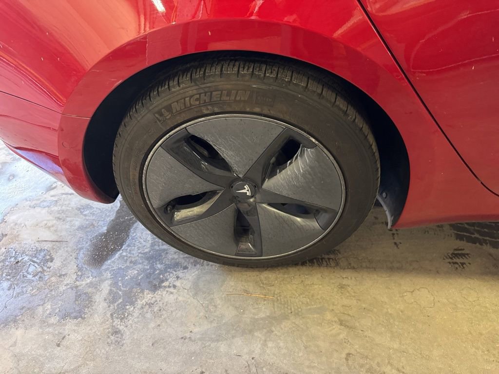 Used 2018 Tesla Model 3 Long Range image 8