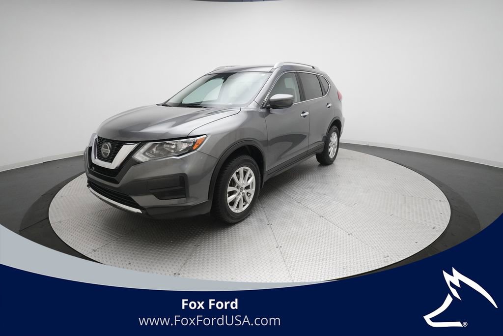 Used 2019 Nissan Rogue SV image 1