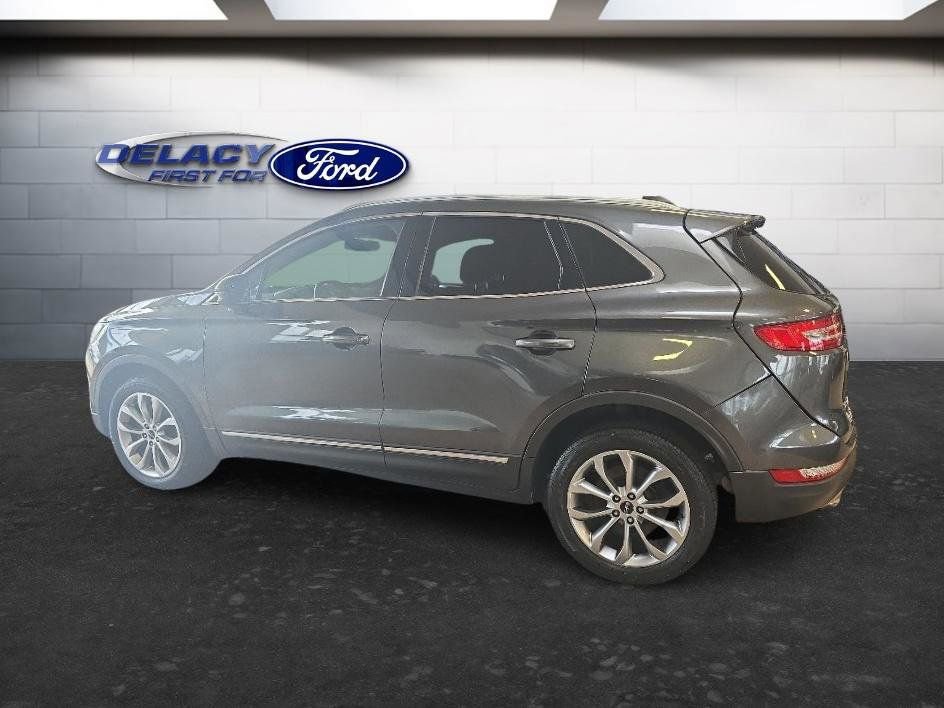Used 2017 Lincoln MKC Select AWD/4WD image 4