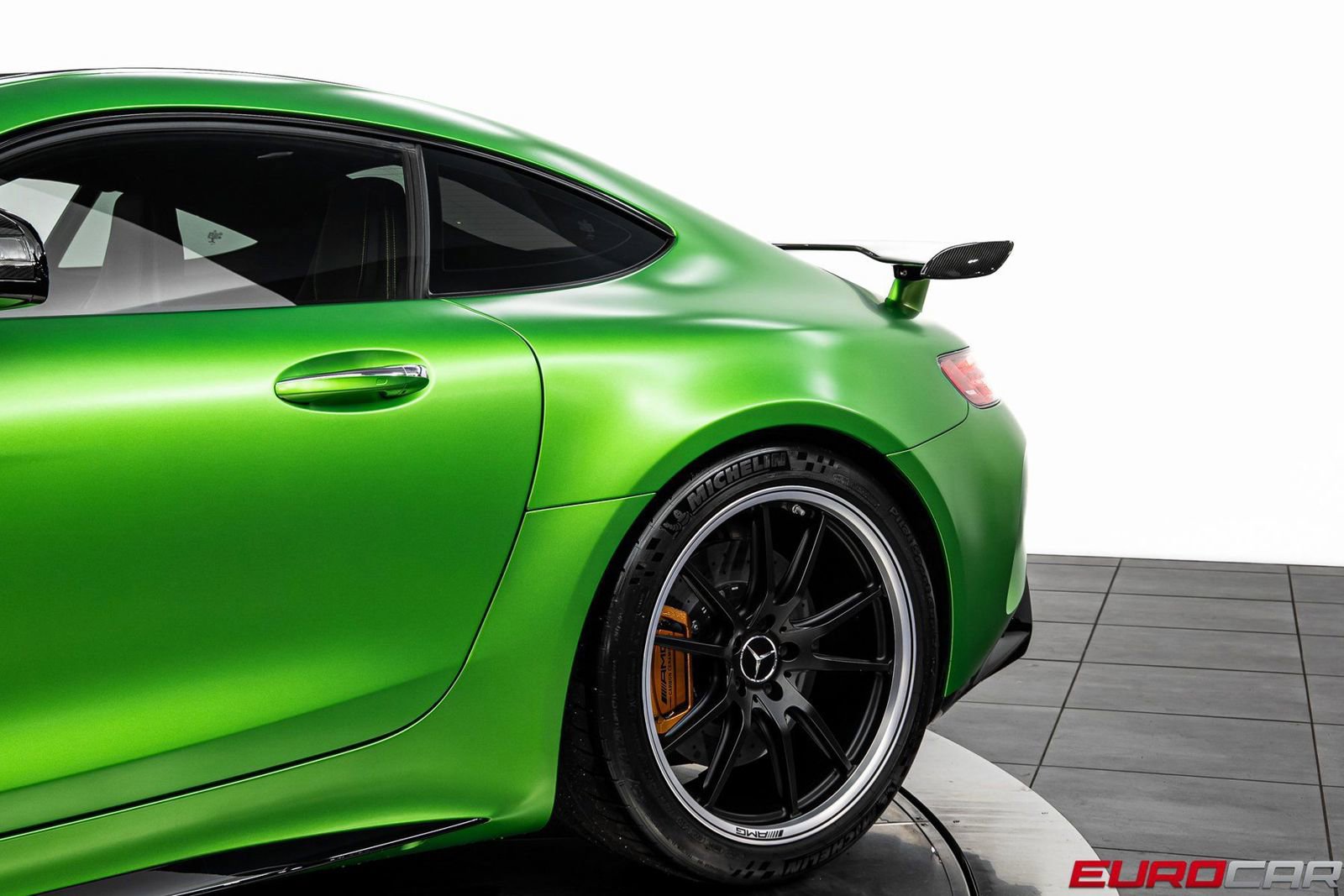 Used 2018 Mercedes-Benz AMG GT R image 16