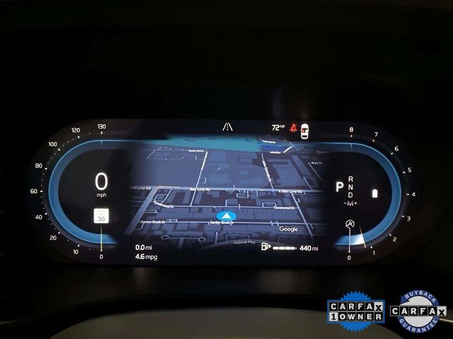 Used 2025 Volvo XC40 B5 Core image 9