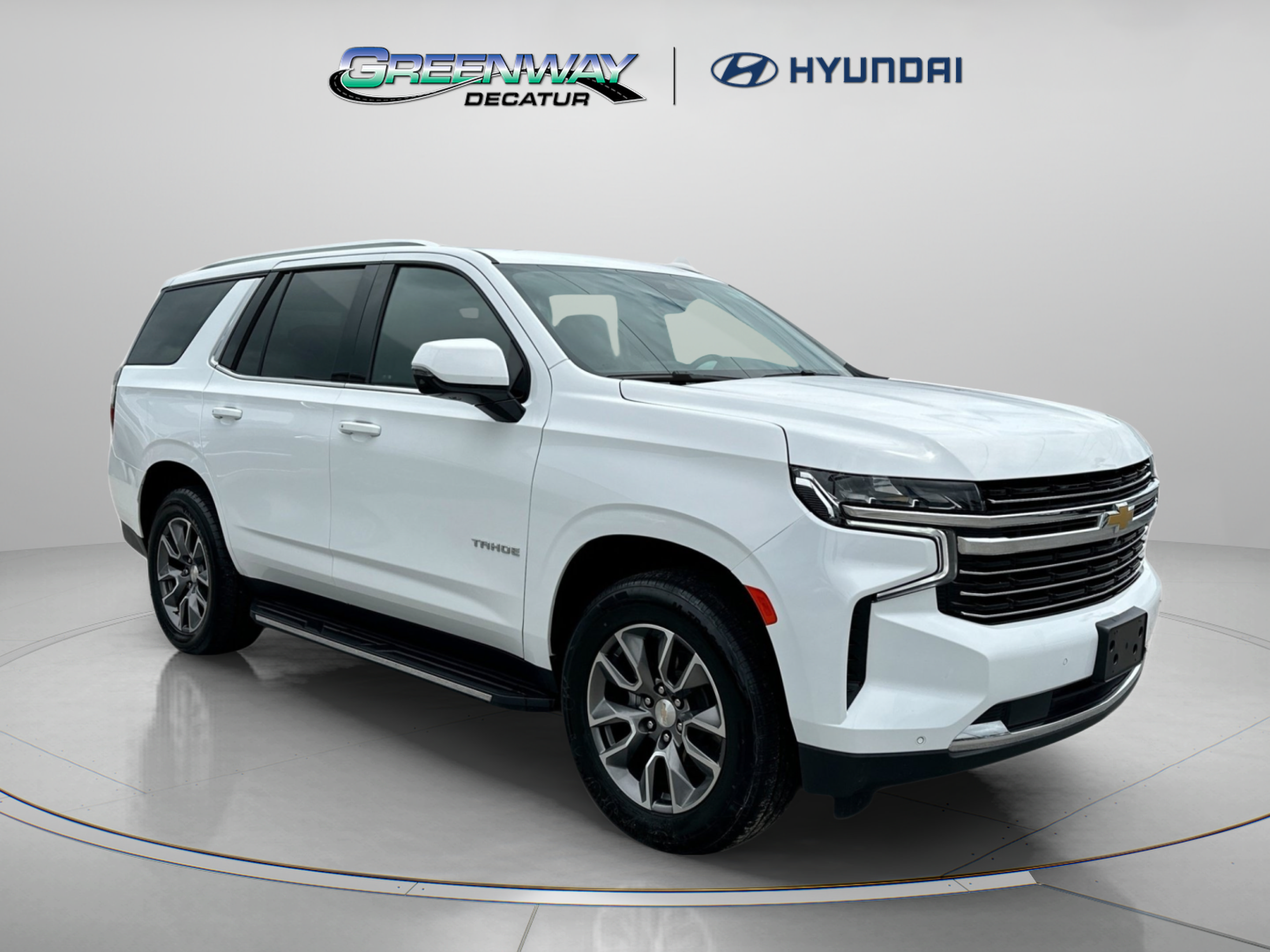 Used 2024 Chevrolet Tahoe LT w/ Luxury Package RWD image 1