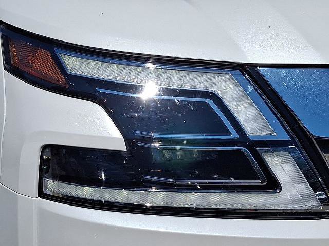 Certified 2024 Nissan Armada SL w/ Captain's Chairs Package AWD/4WD image 10