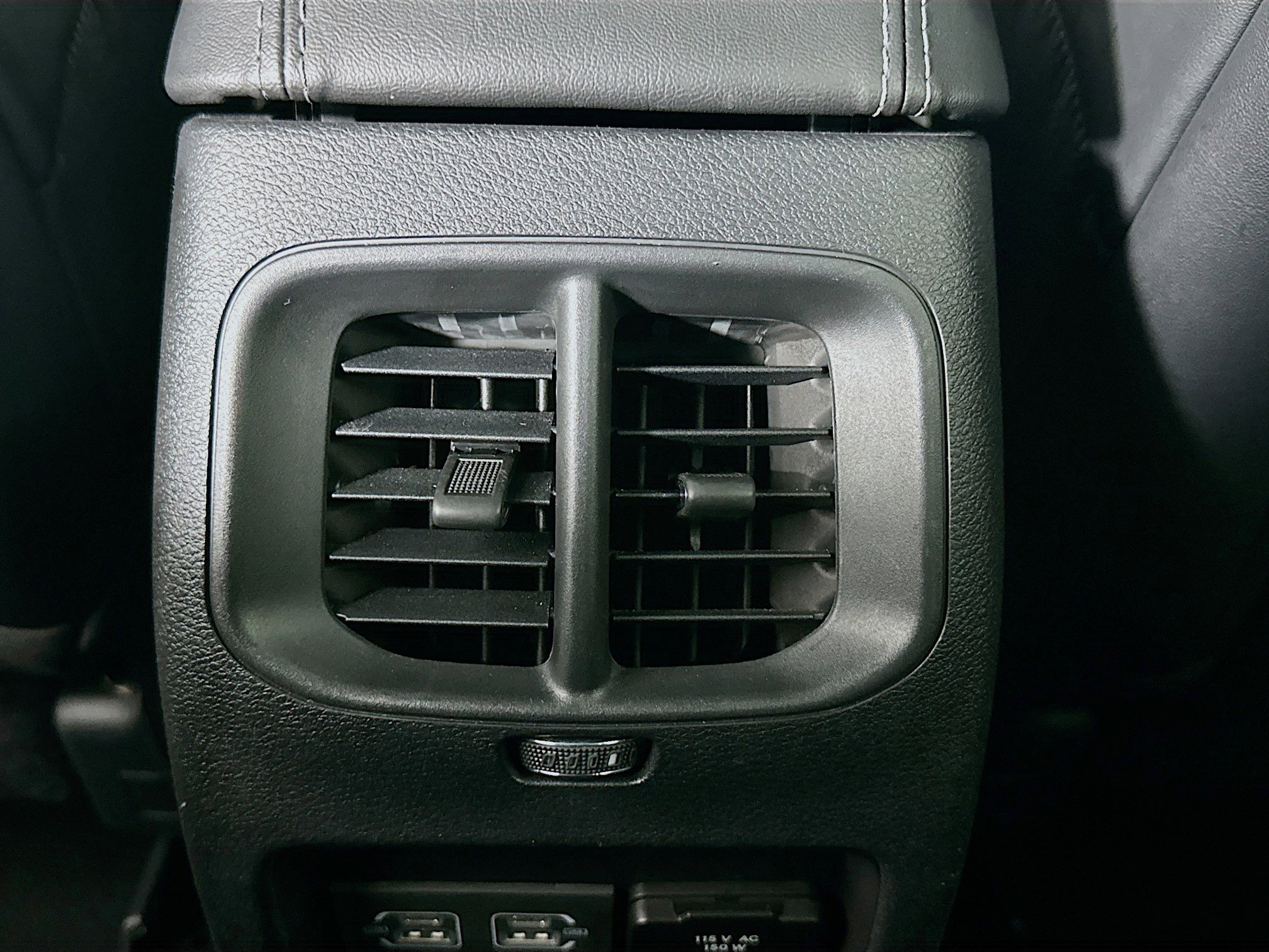 Used 2022 Jeep Cherokee Limited image 27