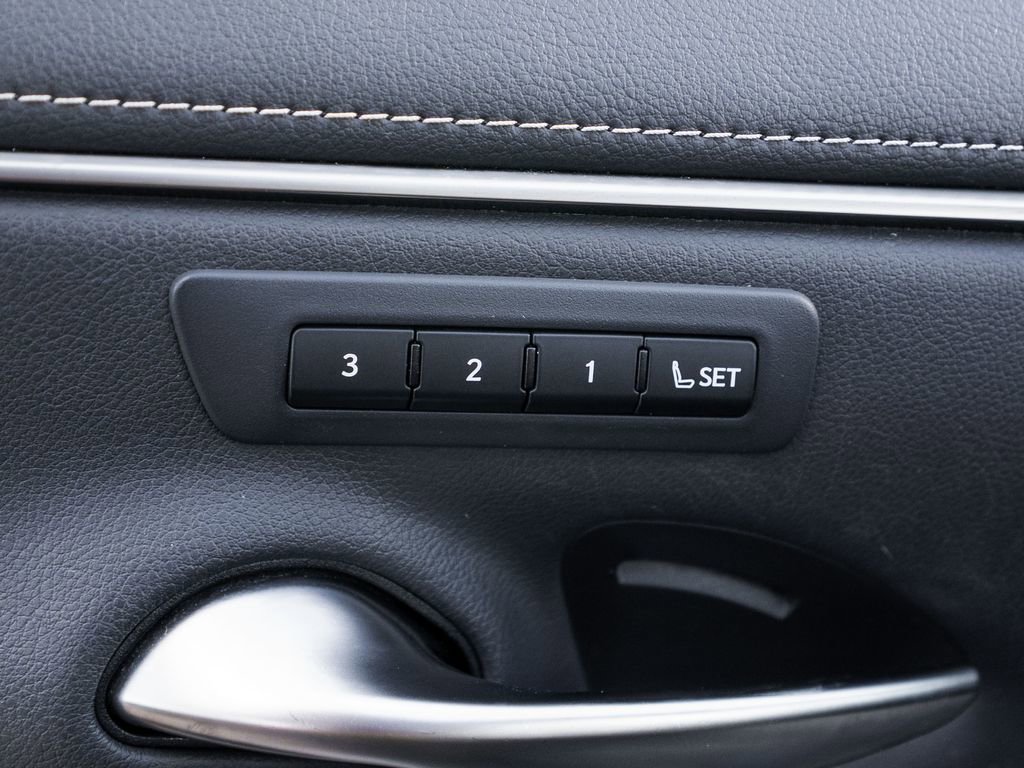Used 2021 Lexus ES 350 w/ Accessory Package FWD image 22