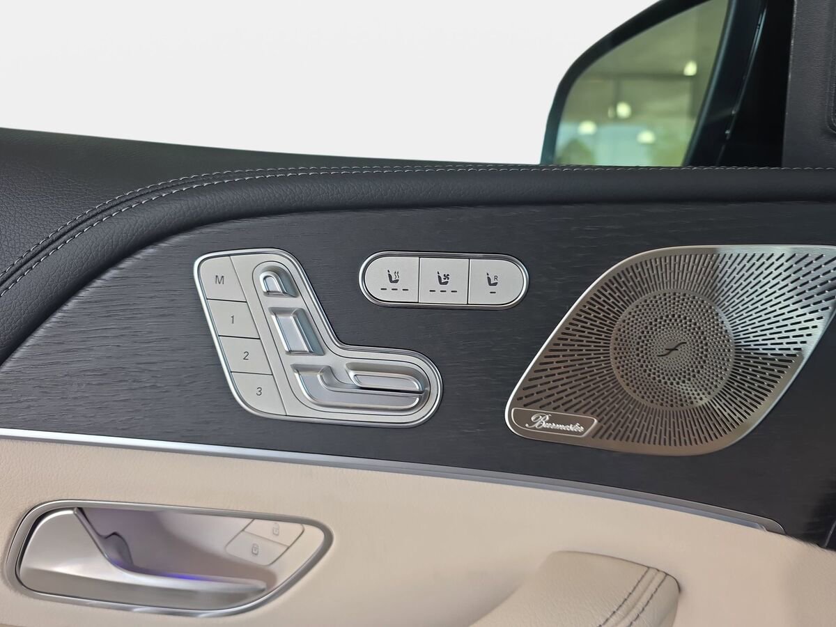 New 2026 Mercedes-Benz GLS 450 4MATIC image 28