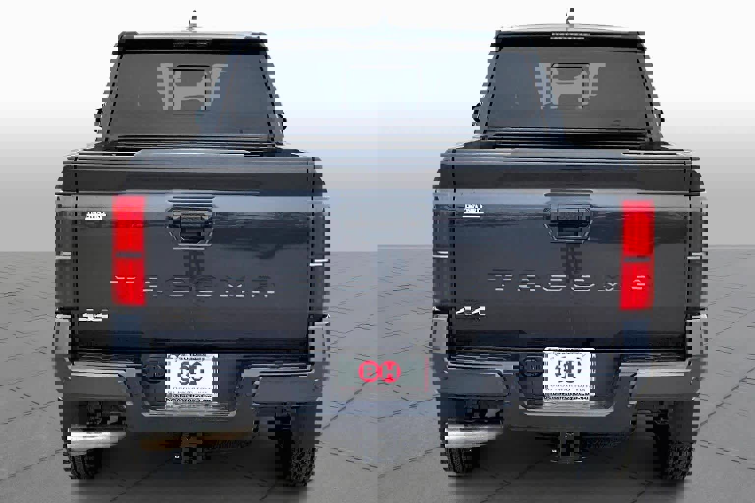 Used 2024 Toyota Tacoma SR5 image 5