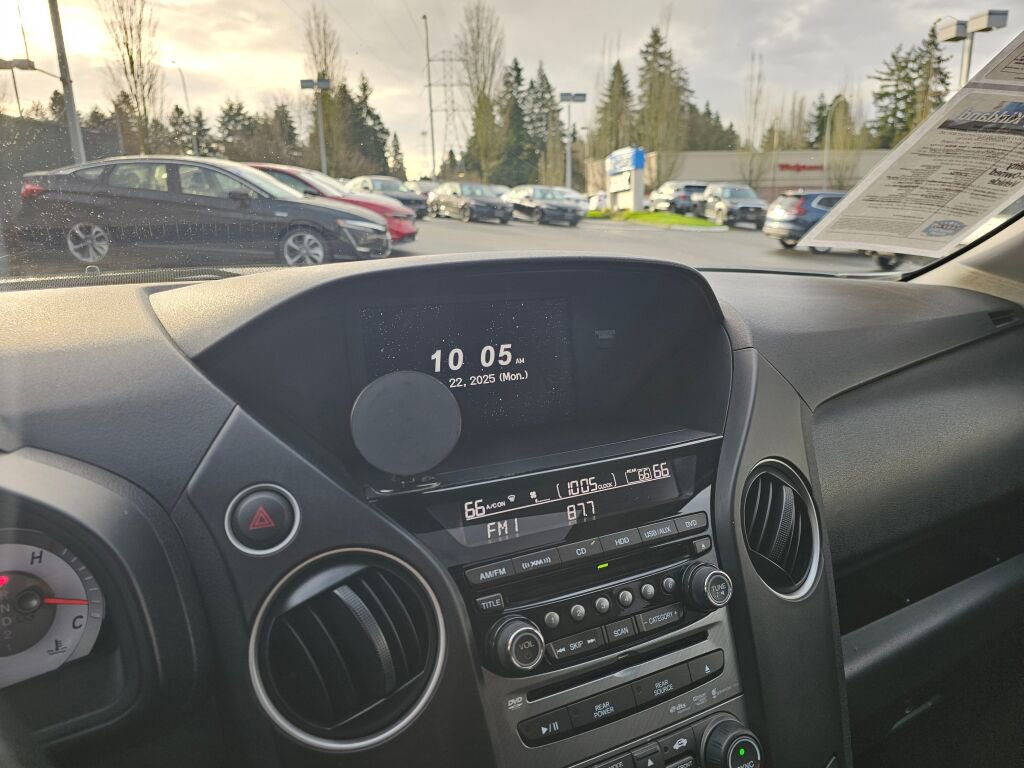 Used 2012 Honda Pilot Touring image 29