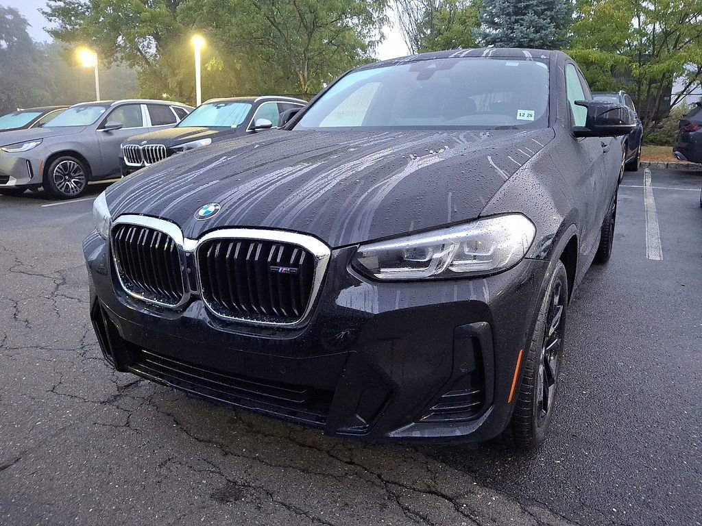 Certified 2024 BMW X4 M40i w/ Premium Package image 2