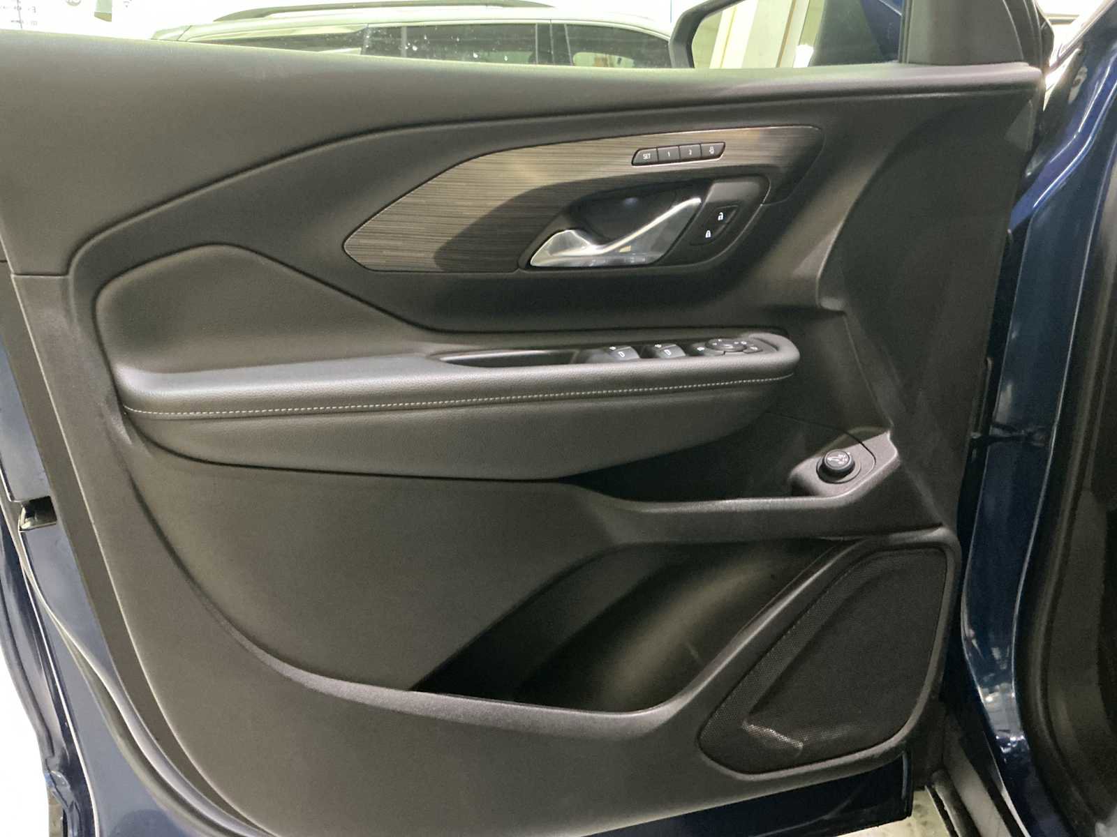 Used 2022 GMC Terrain SLT image 20