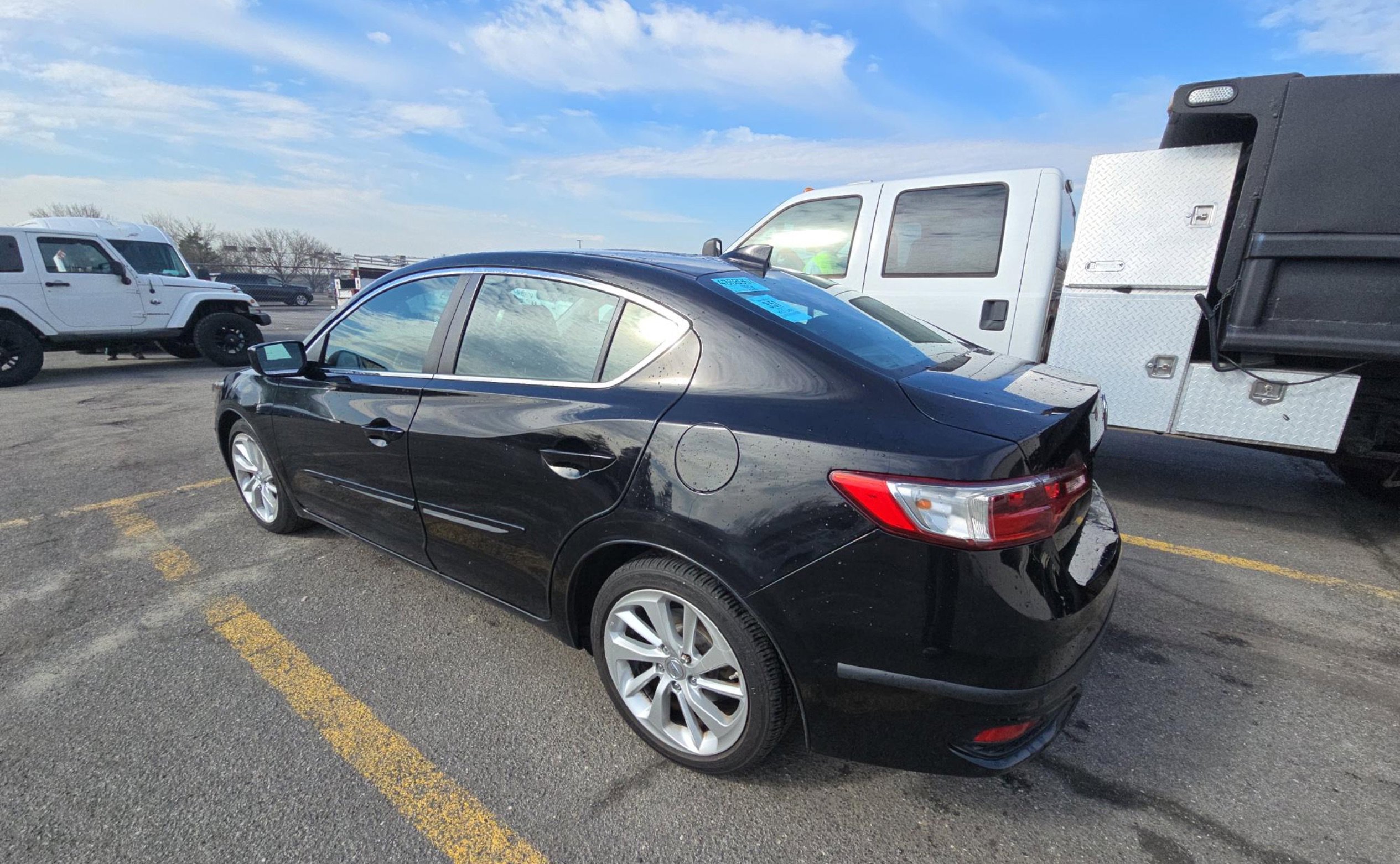 Used 2017 Acura ILX w/Premium Pkg image 4
