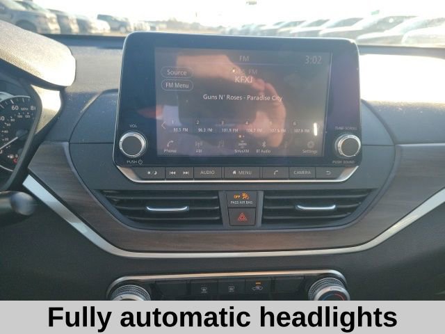 Used 2024 Nissan Altima 2.5 SV image 7