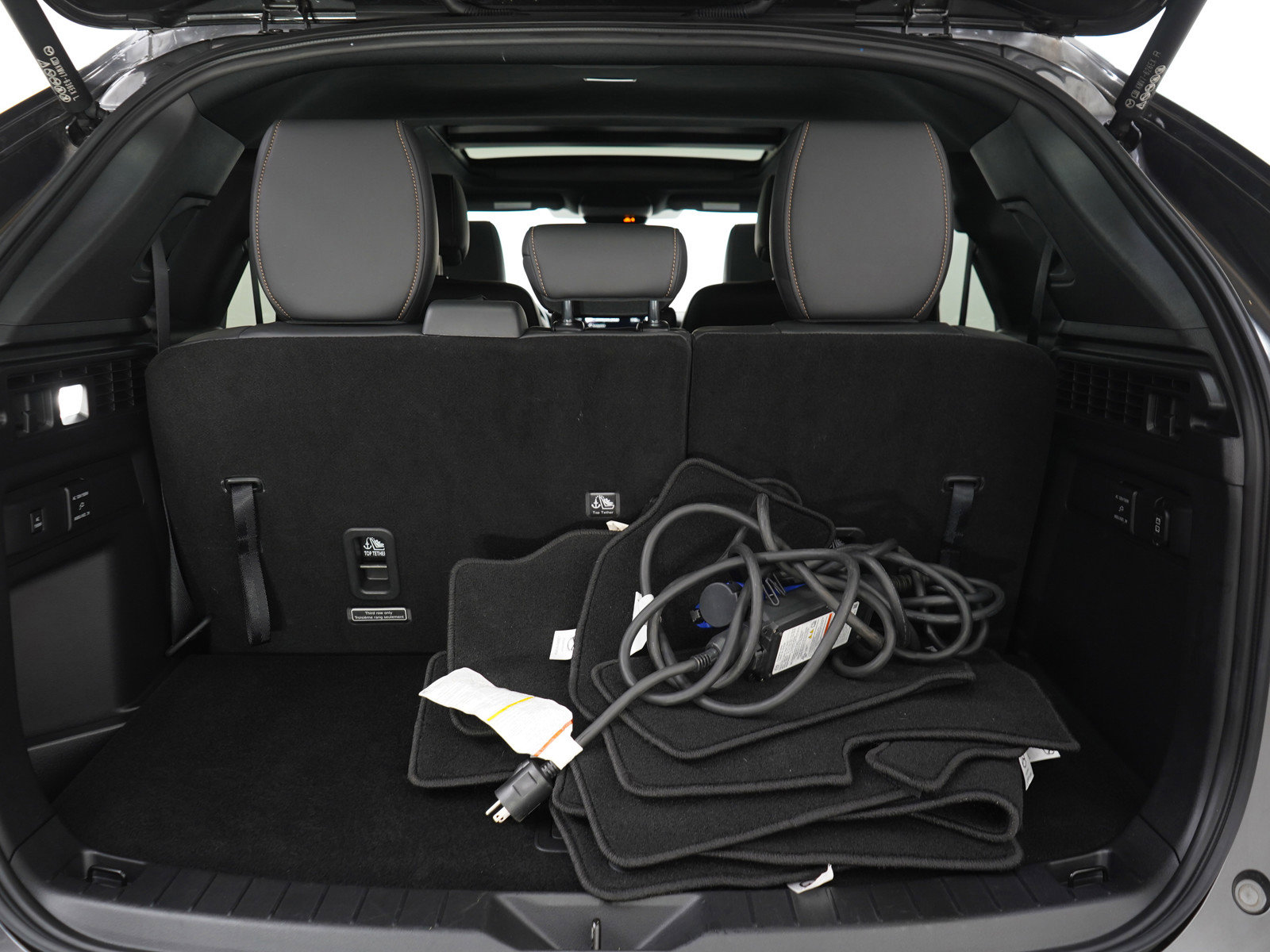 Certified 2024 MAZDA CX-90 Plug-In Hybrid w/ Premium Plus AWD/4WD image 9