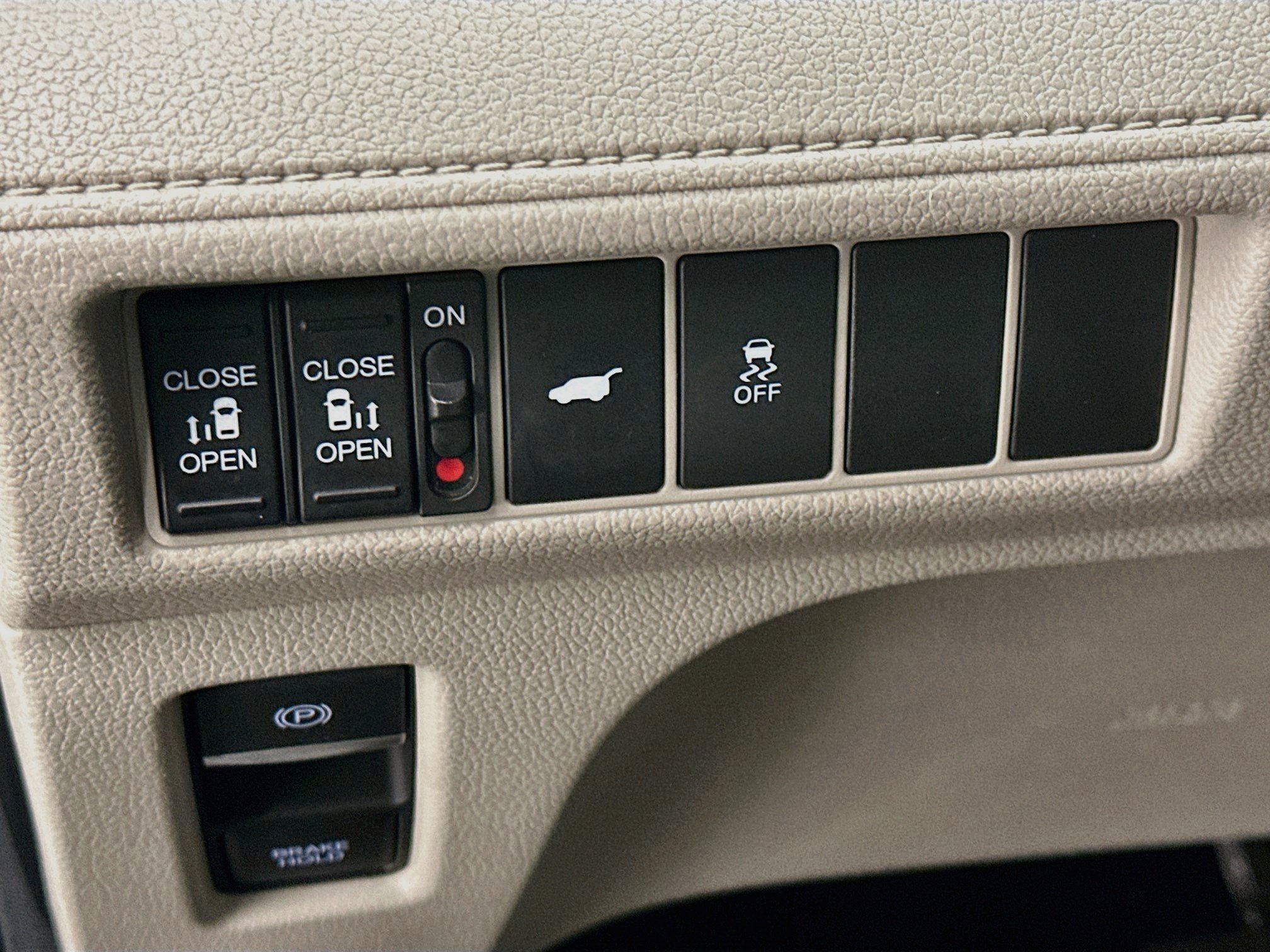 Used 2025 Honda Odyssey EX-L image 17