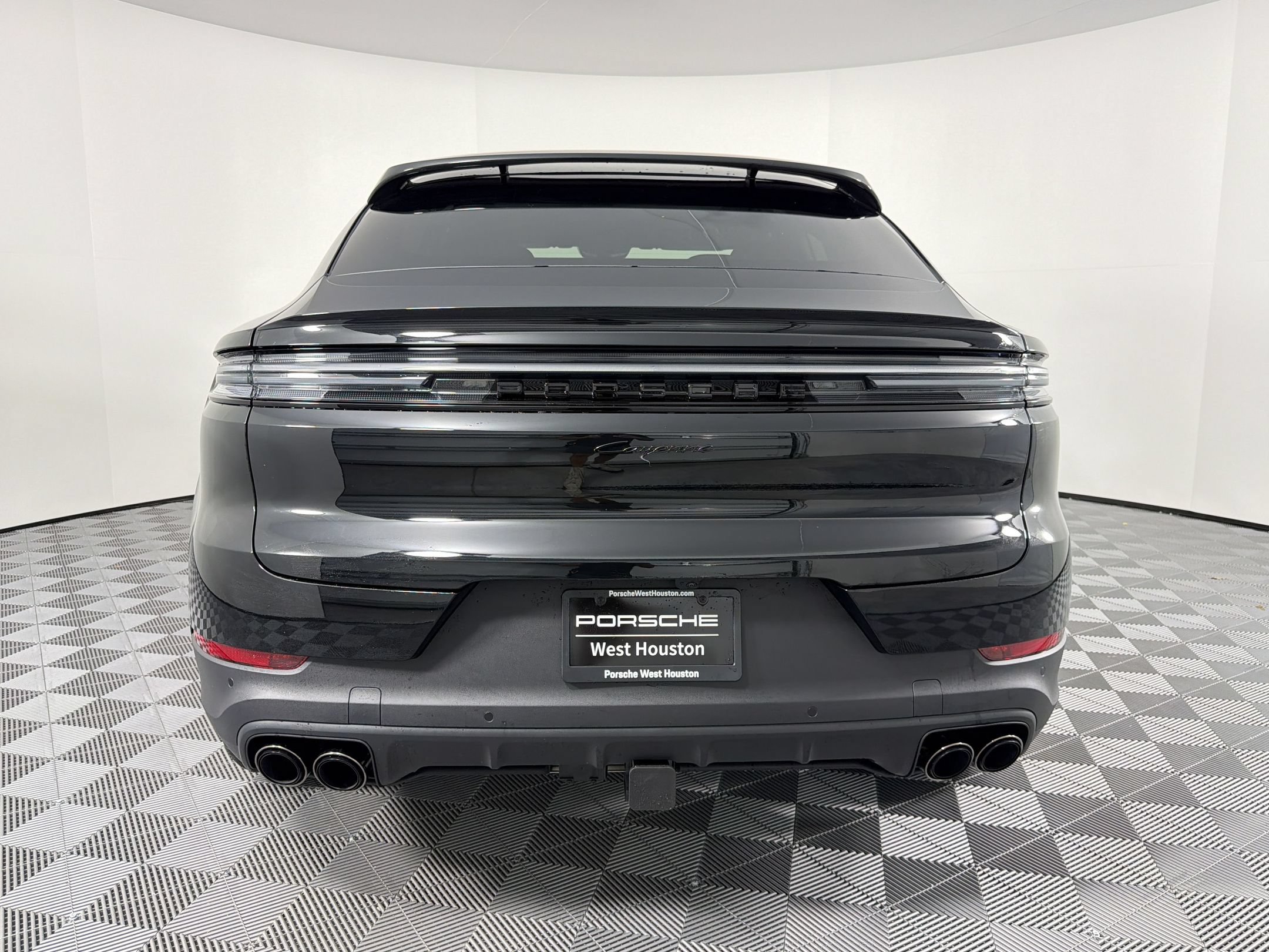 Certified 2026 Porsche Cayenne Coupe AWD/4WD image 8