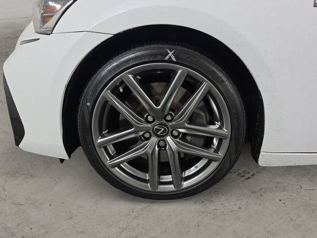 Used 2017 Lexus IS 300 F Sport w/ F Sport Package AWD/4WD image 9