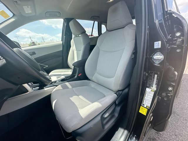 Used 2022 Toyota Corolla Cross LE w/ Black Badges Package (TMS) AWD/4WD image 13
