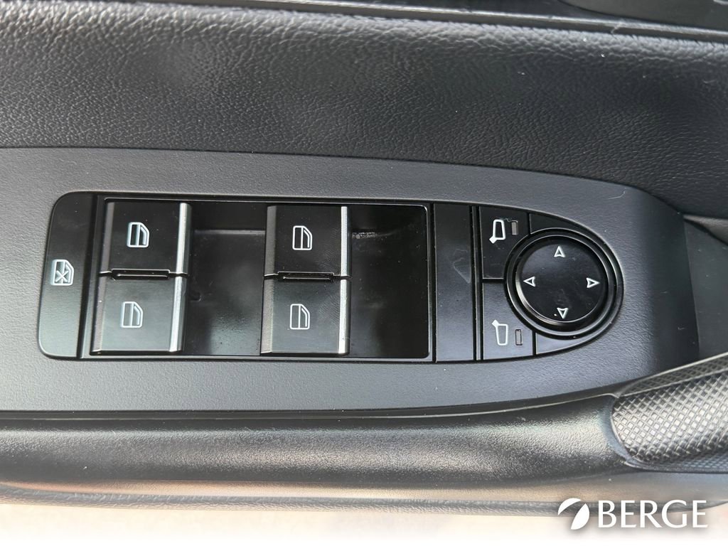 Used 2024 MAZDA CX-50 AWD 2.5 S w/ Premium Package image 19