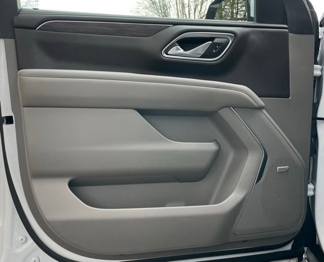 Used 2021 Chevrolet Suburban LT w/ Rear Media and Nav Package image 13