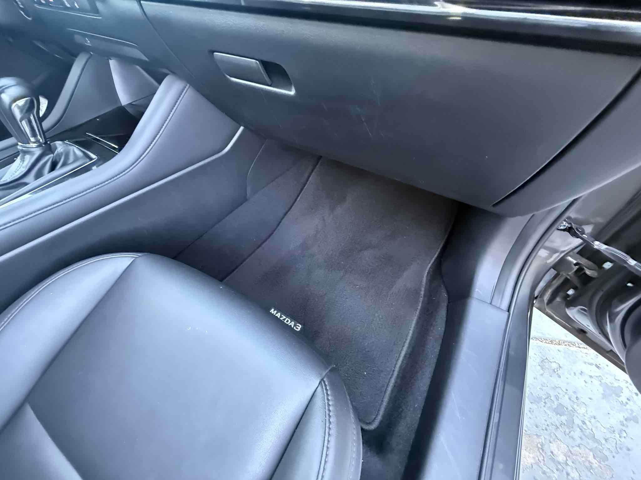 Used 2019 MAZDA MAZDA3 Sedan w/ Preferred Package image 44